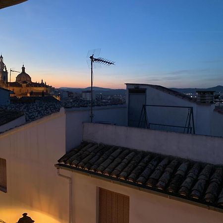 Fortress Jacuzzi Suites Xativa Exterior photo